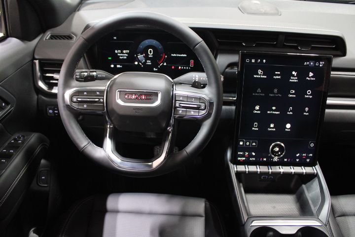 New 2026 GMC Terrain Elevation FWD image 29