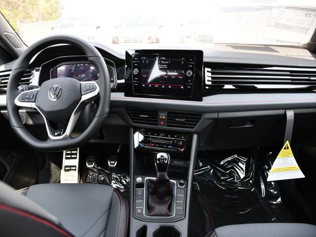 New 2026 Volkswagen Jetta GLI Autobahn FWD image 17