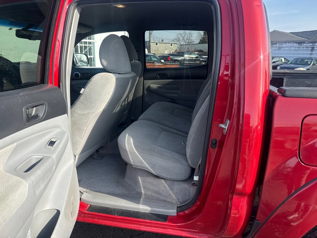 Used 2009 Toyota Tacoma PreRunner image 12