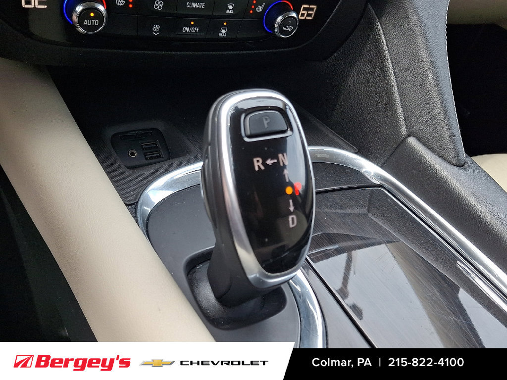 Certified 2020 Buick Enclave Essence w/ Sound and Sites Package FWD image 19