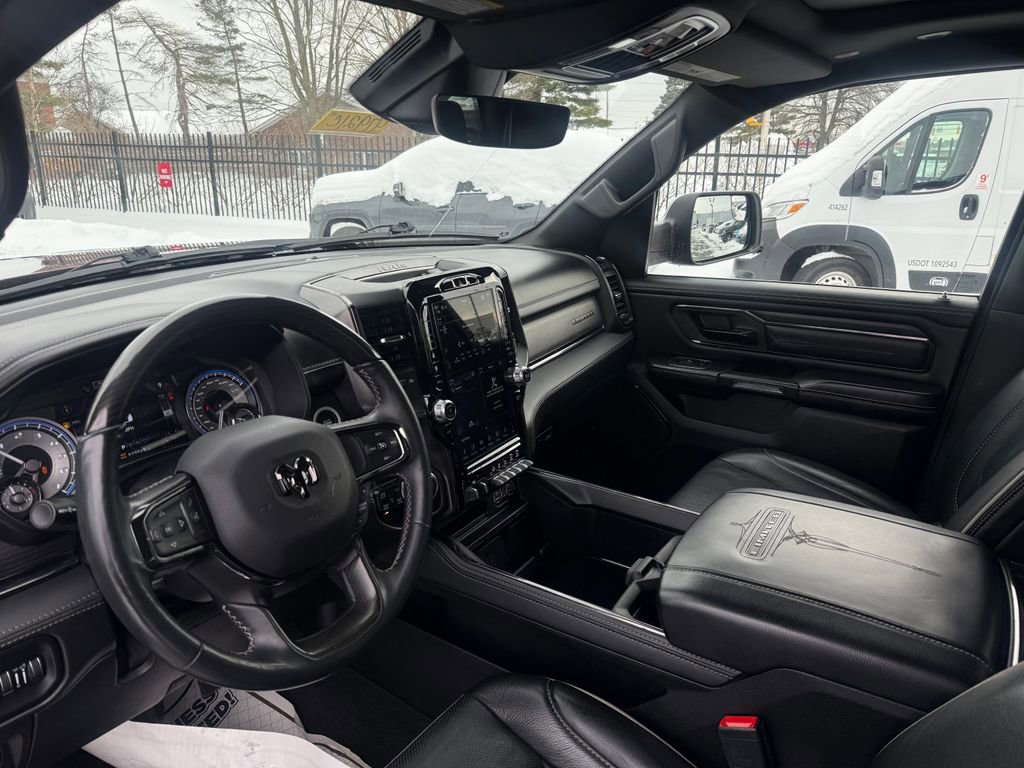 Used 2022 RAM 1500 Limited w/ Body-Colour Bumper Group image 11