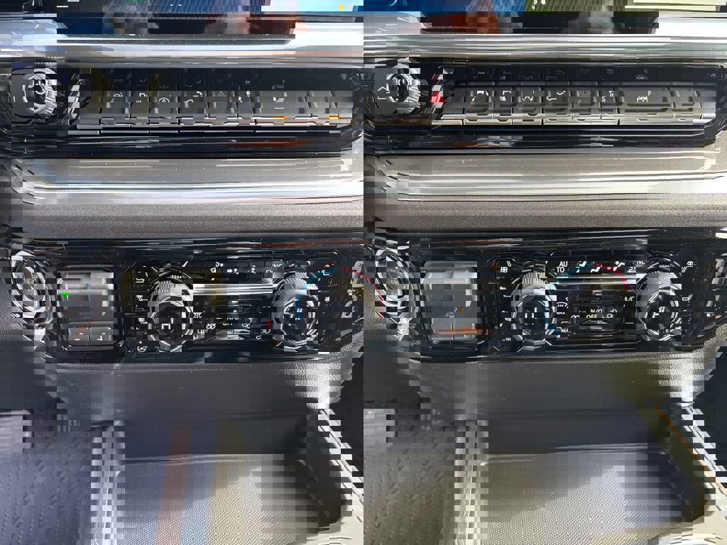 New 2026 Chevrolet Silverado 1500 High Country image 24