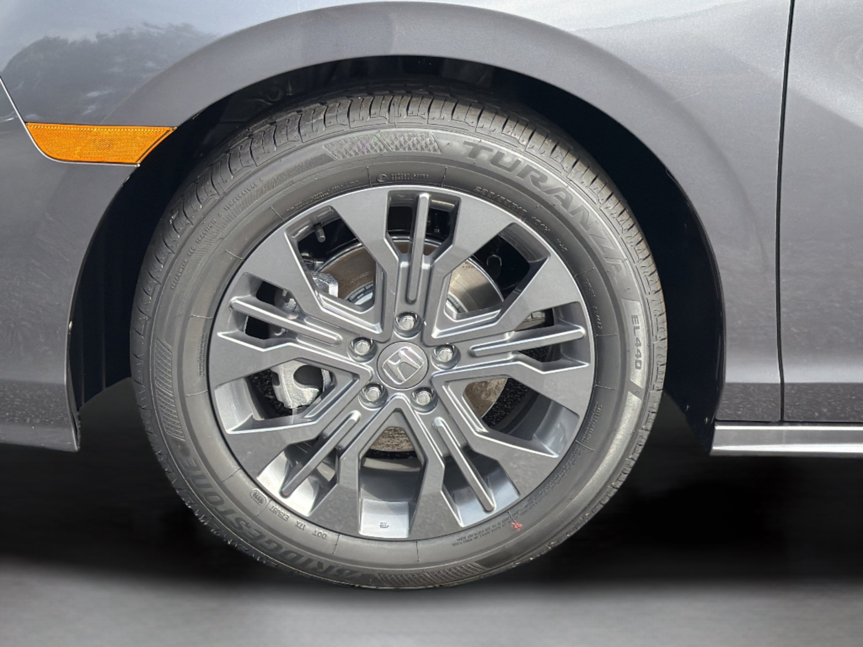 New 2026 Honda Odyssey Touring image 28