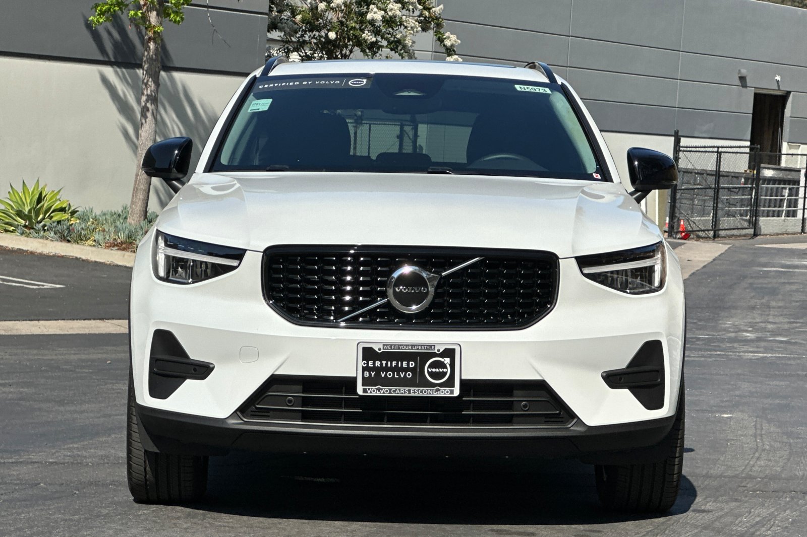 Certified 2026 Volvo XC40 B4 Core w/ Protection Package FWD image 10