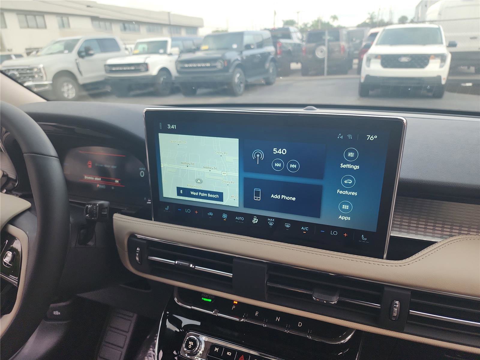 New 2026 Lincoln Corsair Premiere image 25