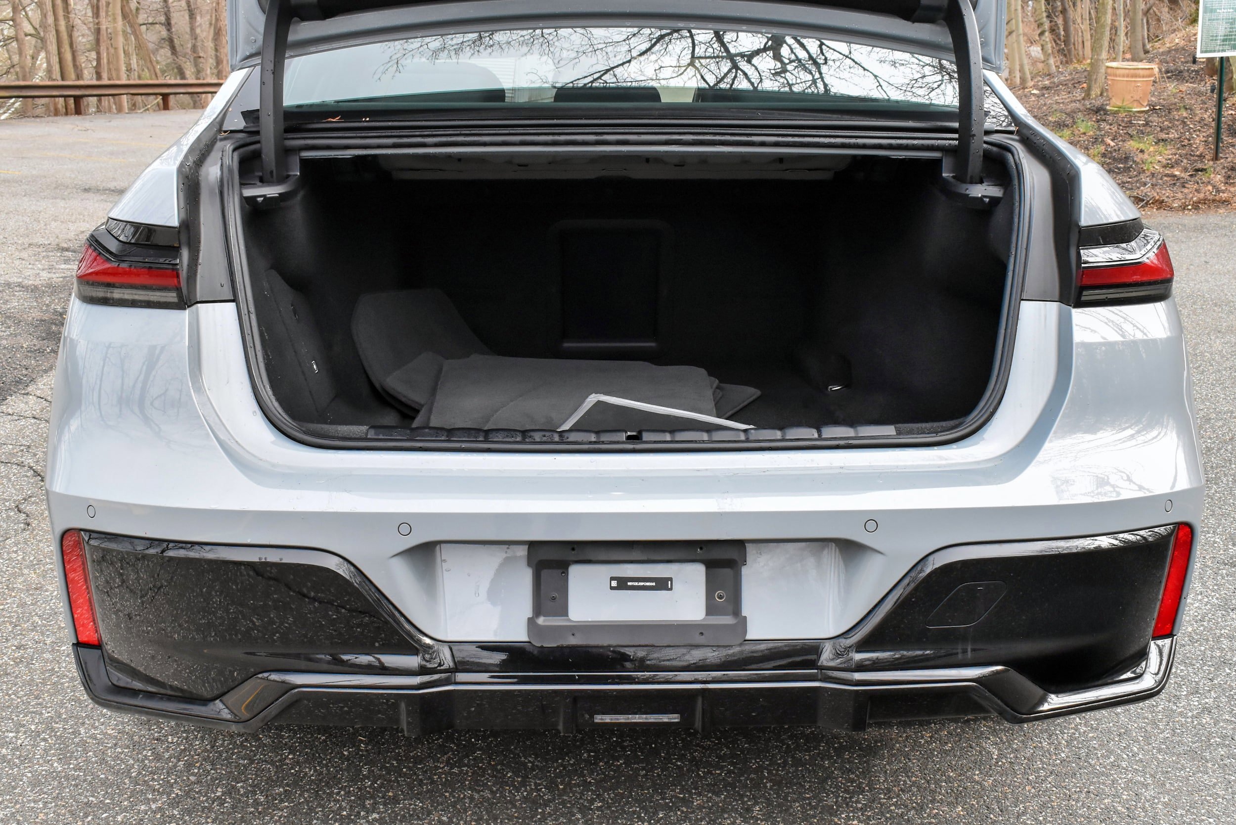 Used 2023 BMW i7 xDrive60 image 18