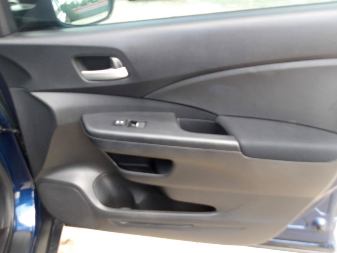 Used 2016 Honda CR-V SE image 9
