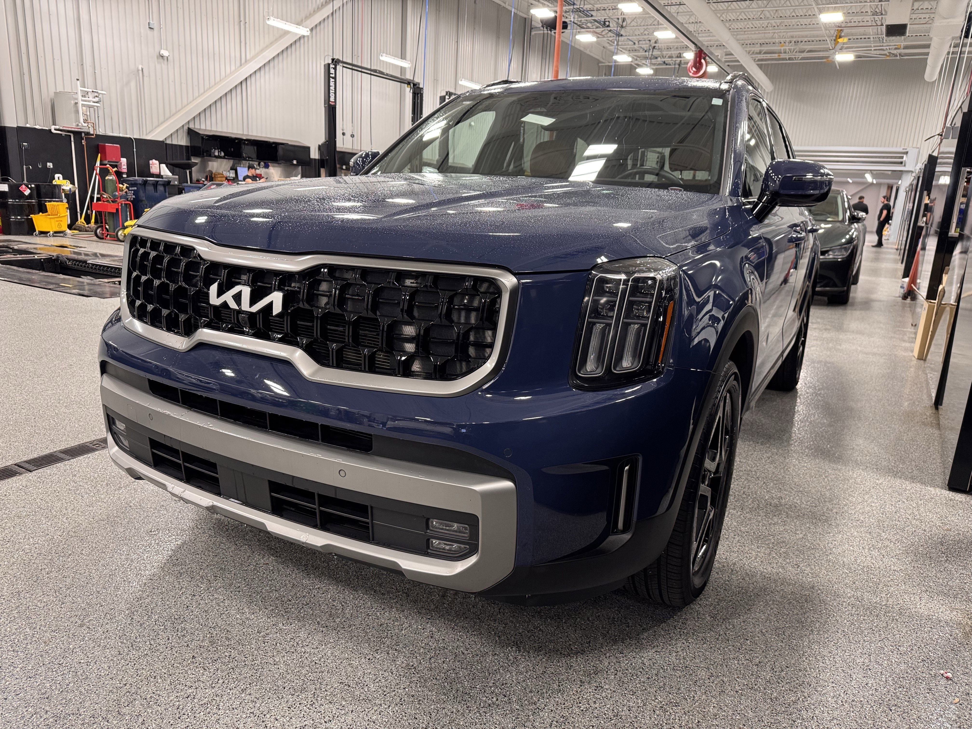 Used 2023 Kia Telluride SX X-Line image 35