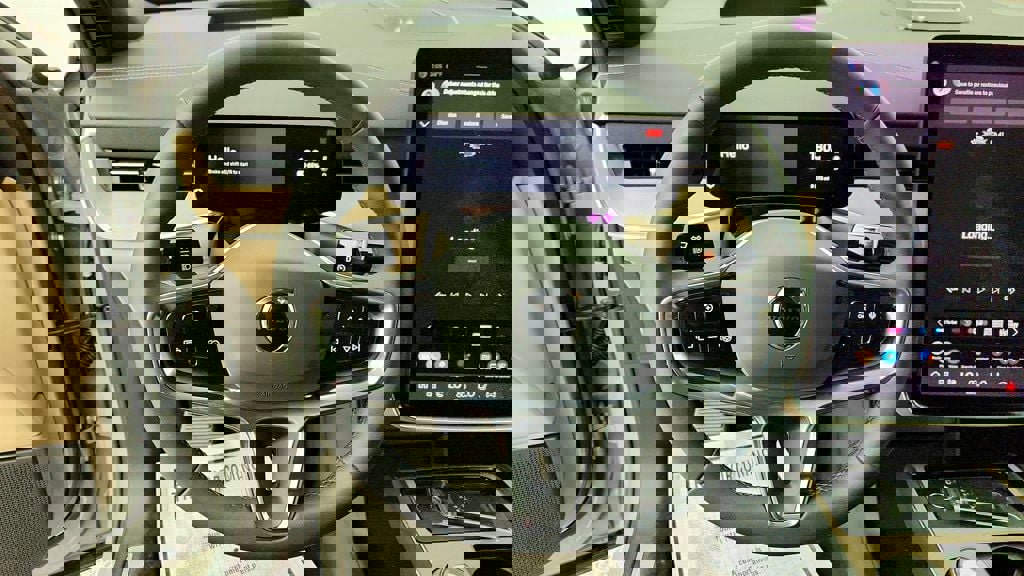 Used 2025 Volvo EX90 Ultra AWD/4WD image 13