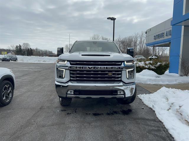 Used 2022 Chevrolet Silverado 2500 LTZ w/ LTZ Premium Package image 2