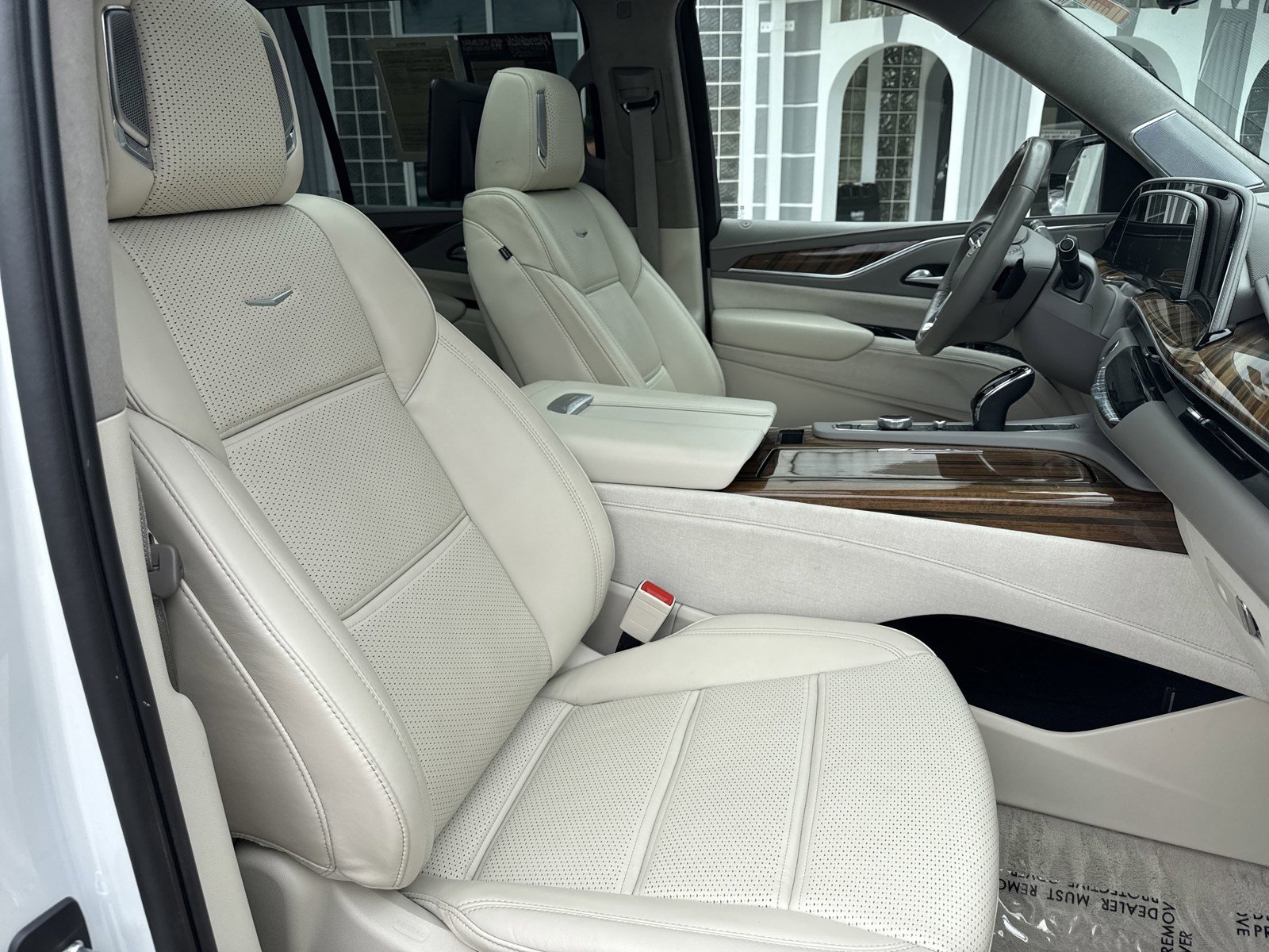 Used 2023 Cadillac Escalade ESV Premium Luxury Platinum w/ LPO, Radiant Package AWD/4WD image 36