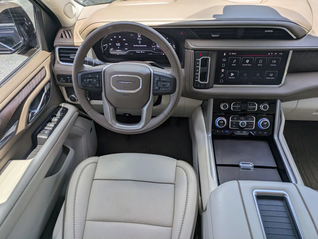 Used 2023 GMC Yukon Denali RWD image 16
