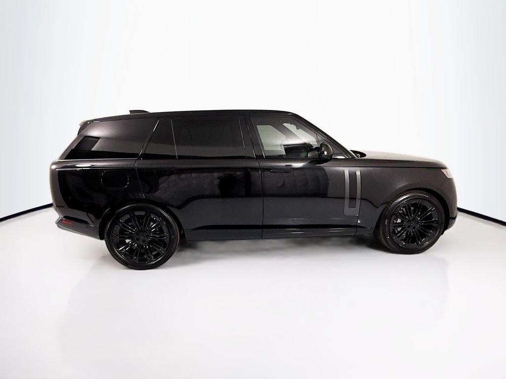New 2026 Land Rover Range Rover Long Wheelbase SE AWD/4WD image 4