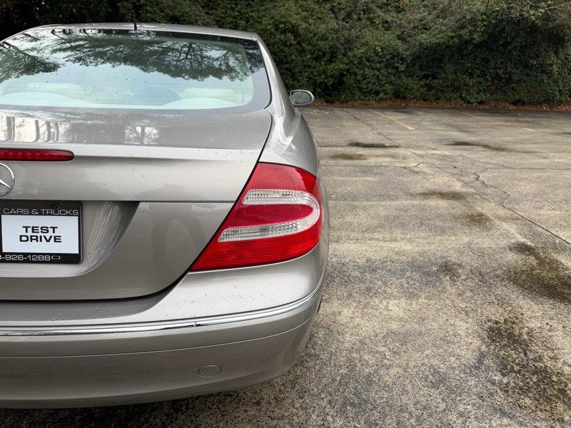 Used 2005 Mercedes-Benz CLK 320 Coupe image 7
