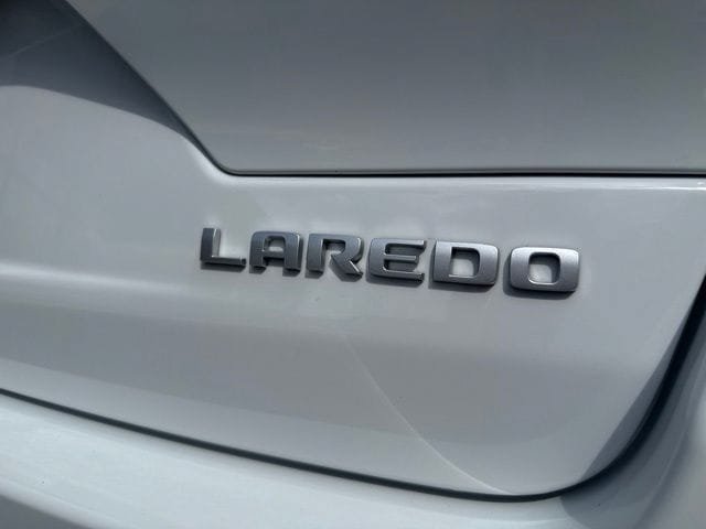 New 2026 Jeep Grand Cherokee Laredo X AWD/4WD image 31