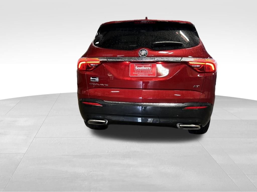 Used 2023 Buick Enclave Essence w/ Sport Touring Edition image 5