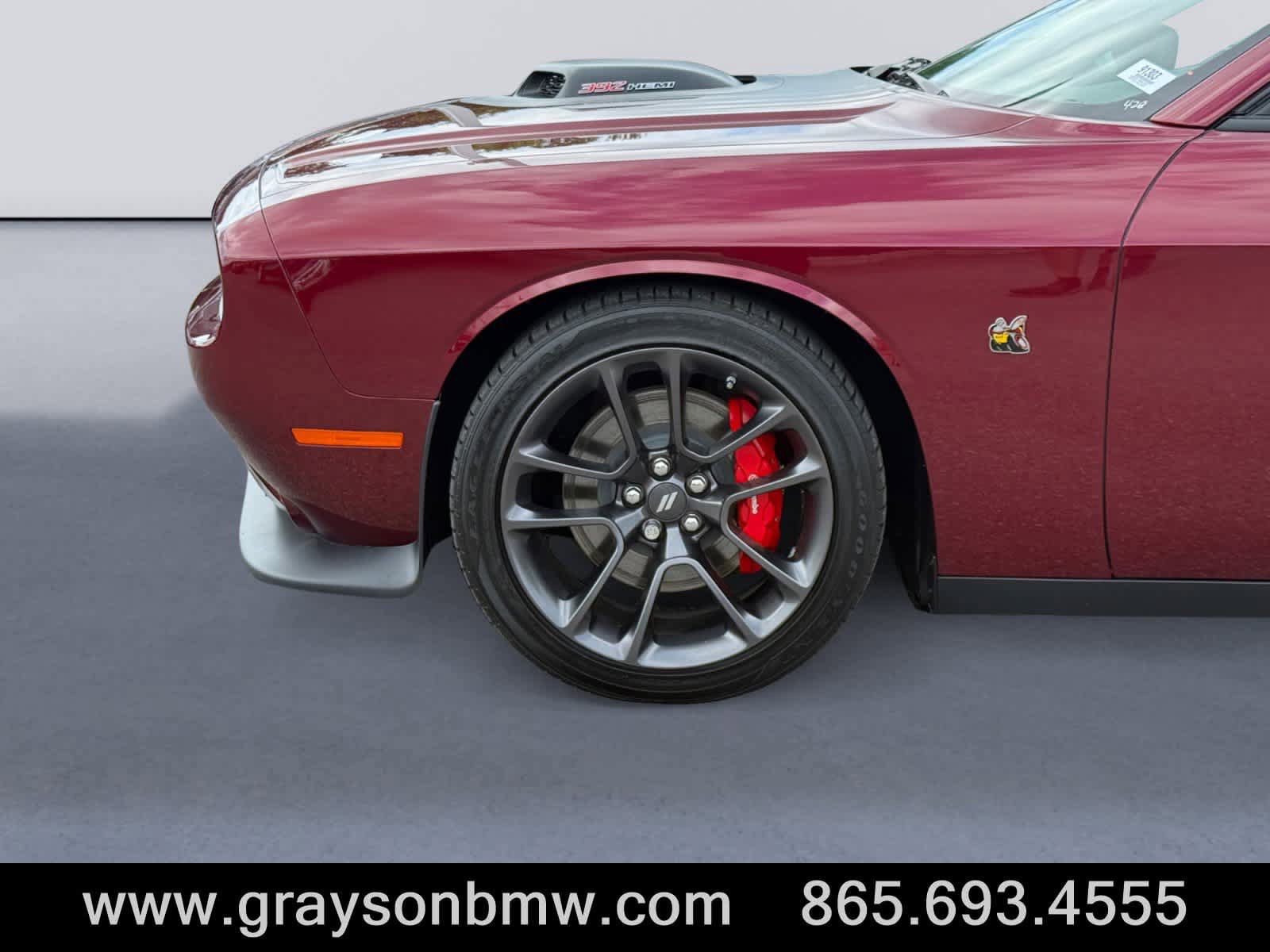 Used 2022 Dodge Challenger R/T Scat Pack w/ Shaker Package RWD image 9