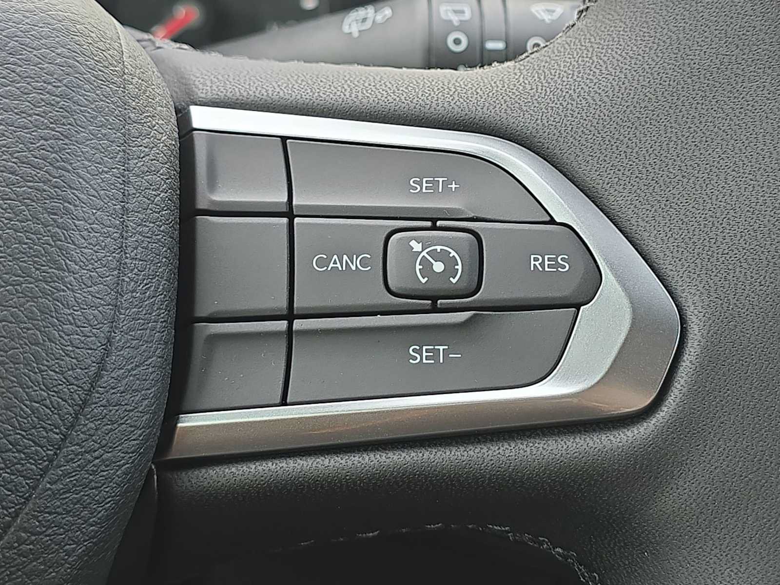 New 2026 Jeep Compass Latitude AWD/4WD image 28