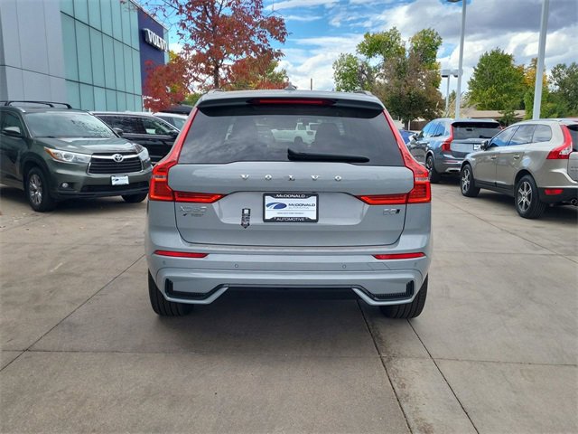 Used 2025 Volvo XC60 B5 Ultra w/ Protection Package Premier image 4
