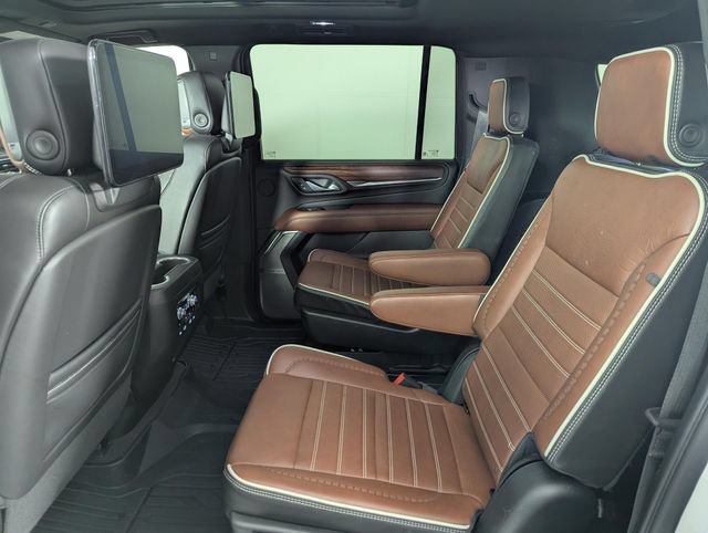 Used 2023 GMC Yukon XL Denali Ultimate AWD/4WD image 22