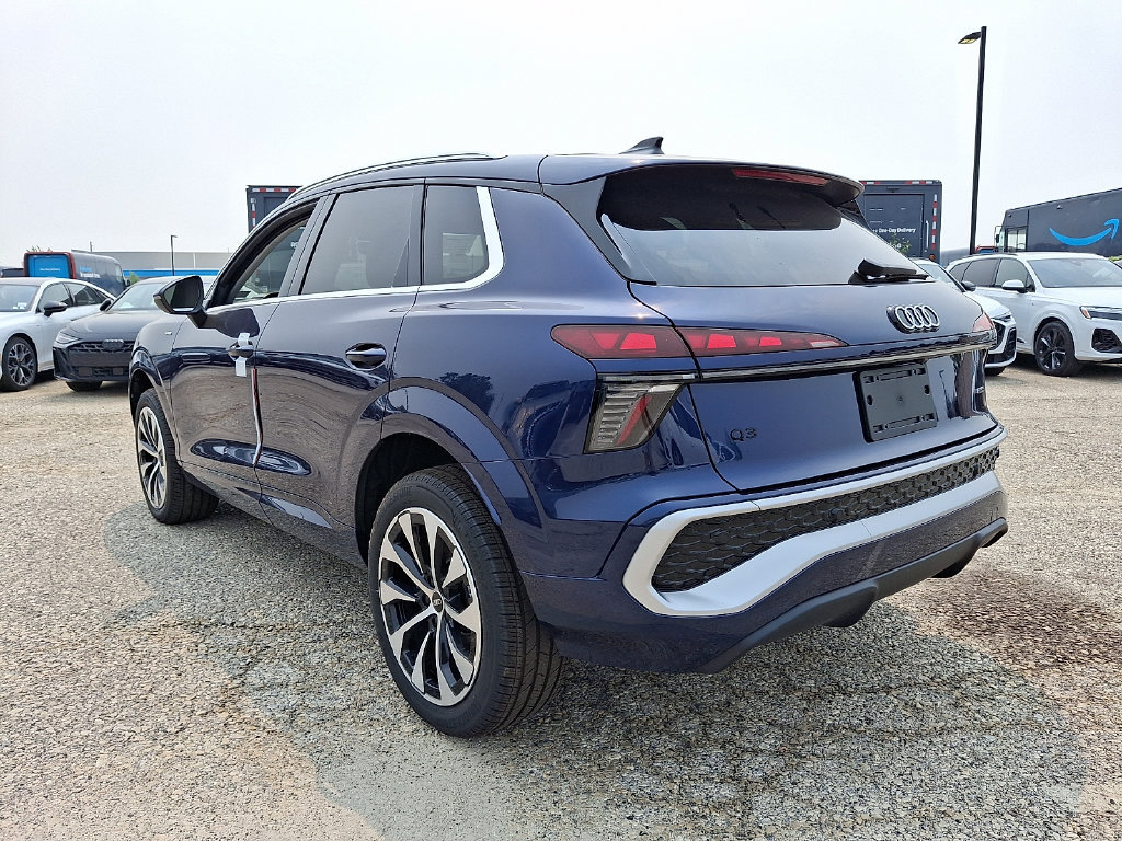 New 2026 Audi Q3 quattro 2.0T AWD/4WD image 3