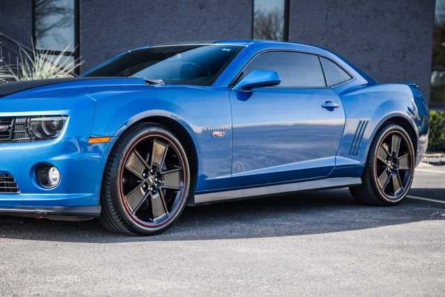 Used 2013 Chevrolet Camaro SS w/ Hot Wheels Special Edition RWD image 63