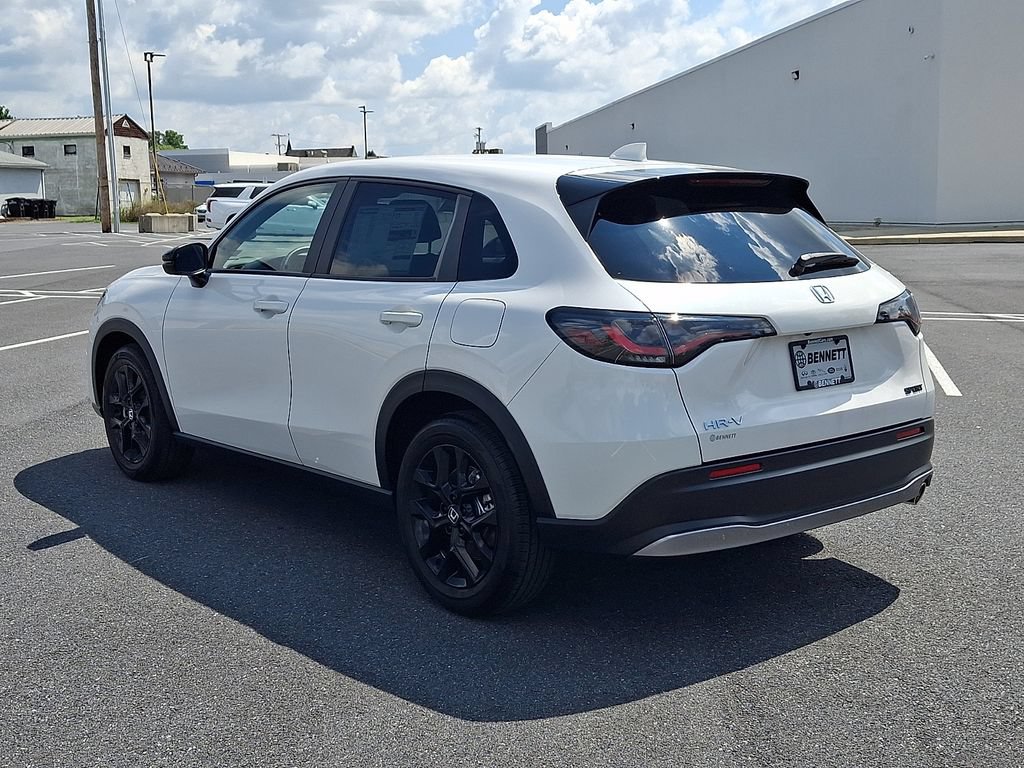 Used 2025 Honda HR-V Sport image 4