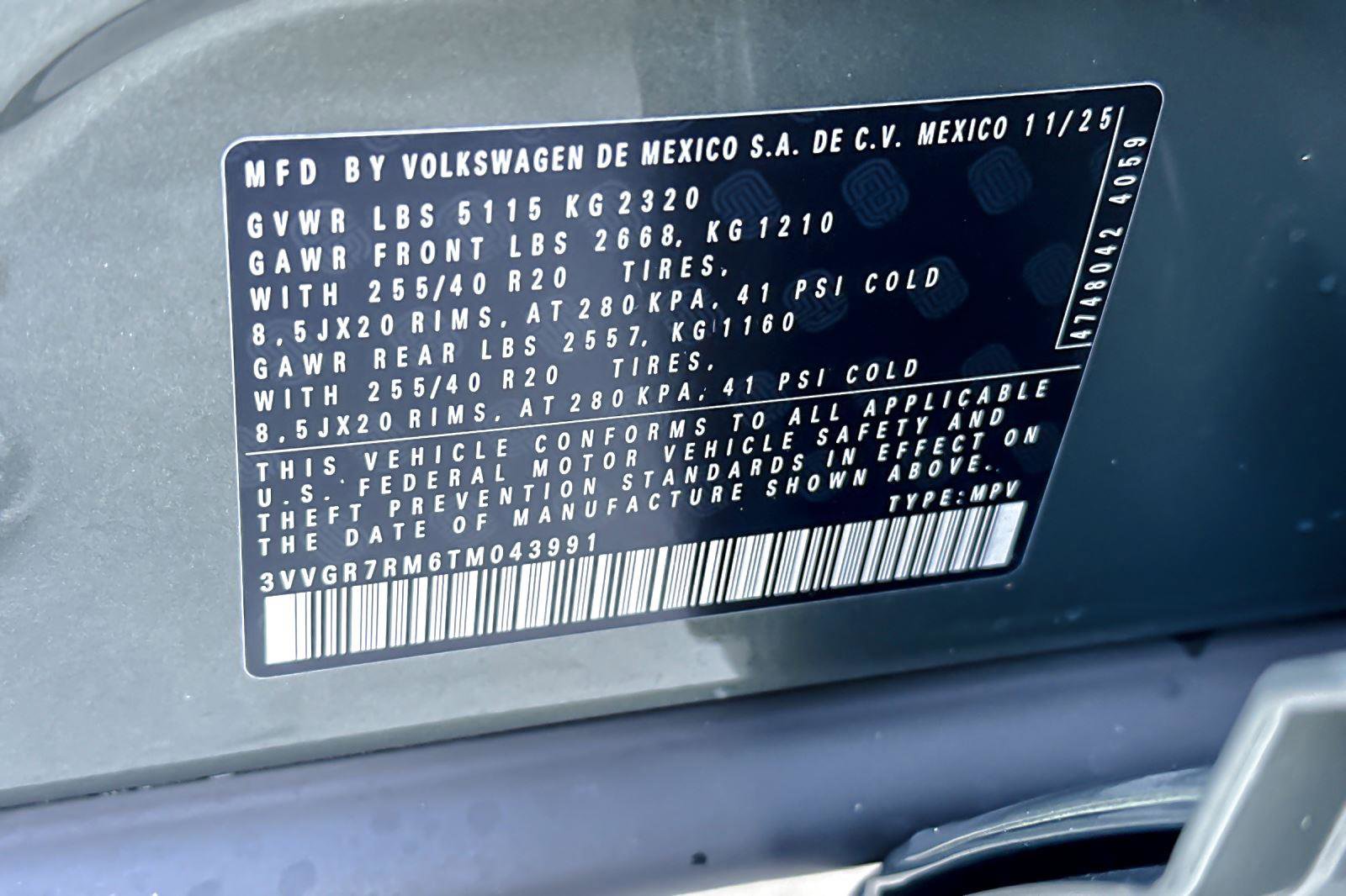 New 2026 Volkswagen Tiguan SE R-Line image 26