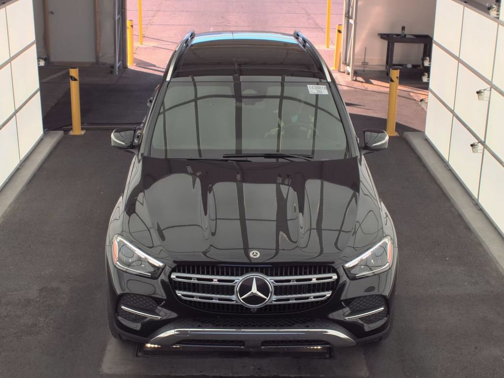 Used 2025 Mercedes-Benz GLE 350 4MATIC image 2