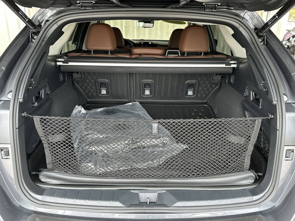 Used 2025 Subaru Outback Touring w/ Popular Package #2 image 32