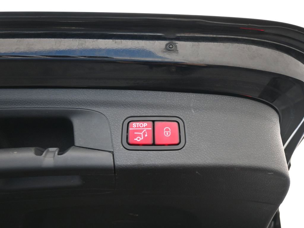 Used 2021 Mercedes-Benz GLE 350 4MATIC image 9