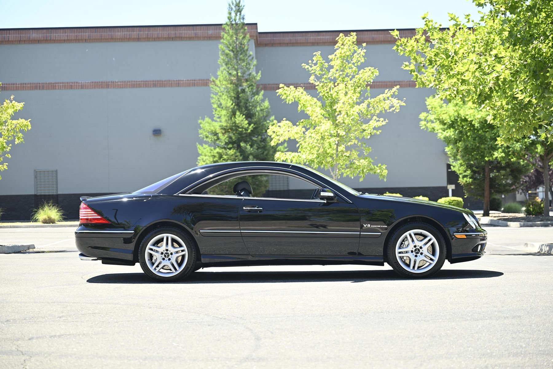 Used 2003 Mercedes-Benz CL 55 AMG image 4