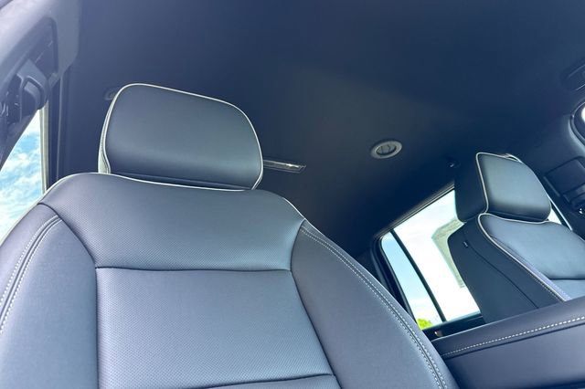 New 2025 GMC Yukon XL Elevation image 20