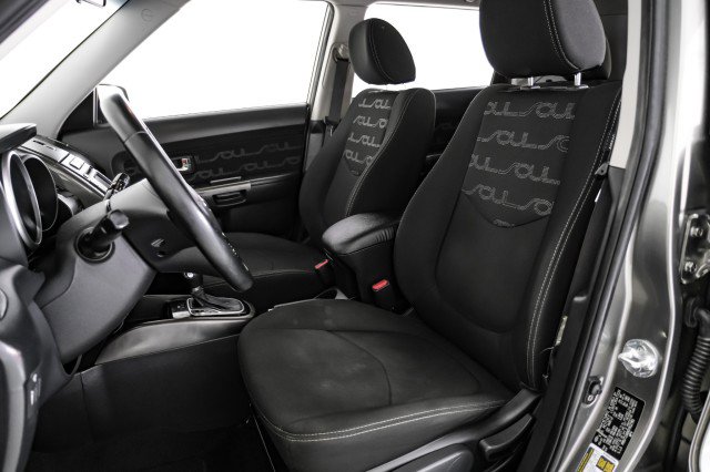 Used 2013 Kia Soul + image 28