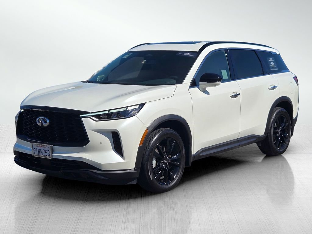 Certified 2025 INFINITI QX60 Luxe w/ Black Edition image 8