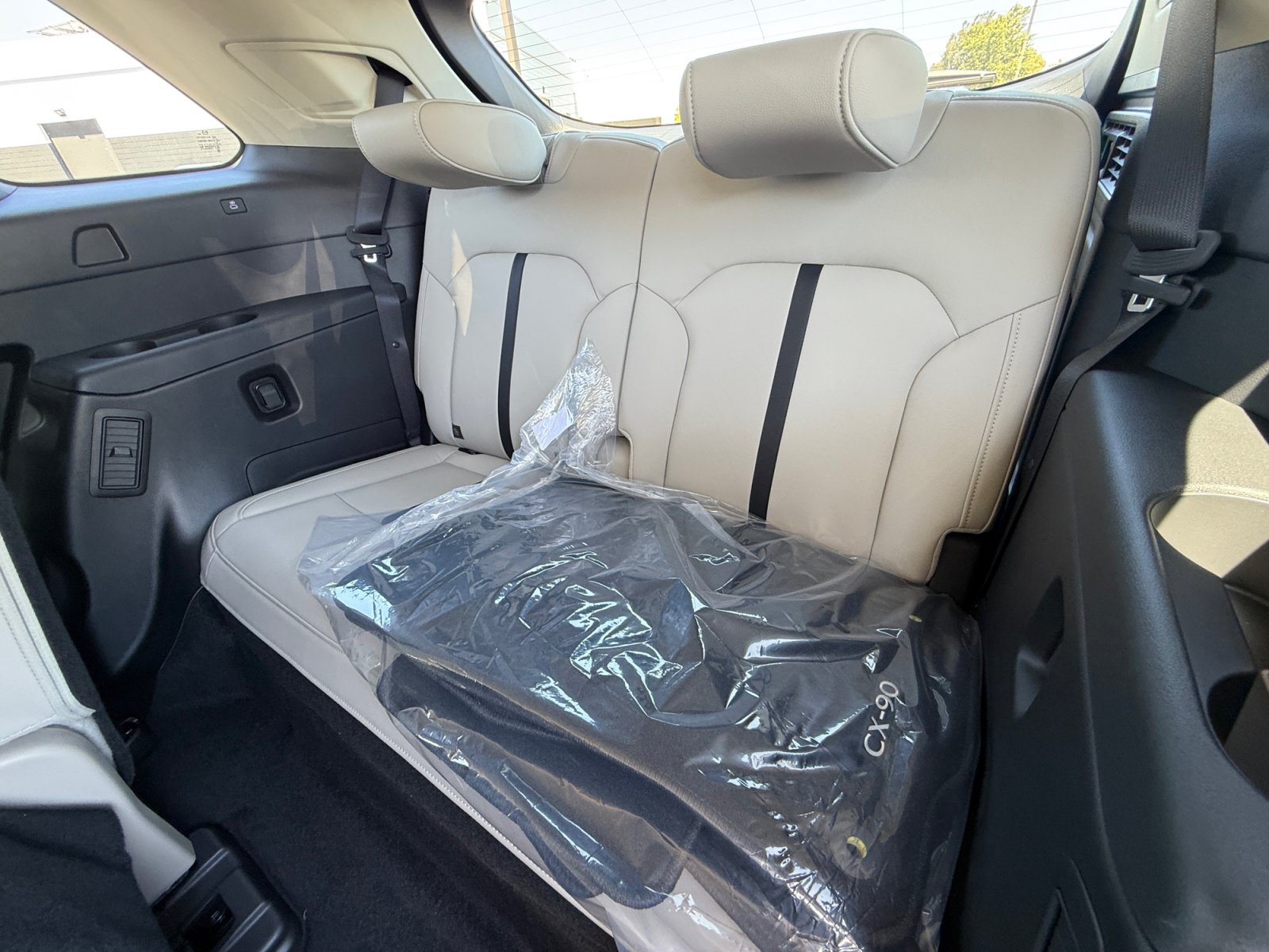 New 2026 MAZDA CX-90 Plug-In Hybrid w/ Preferred AWD/4WD image 21