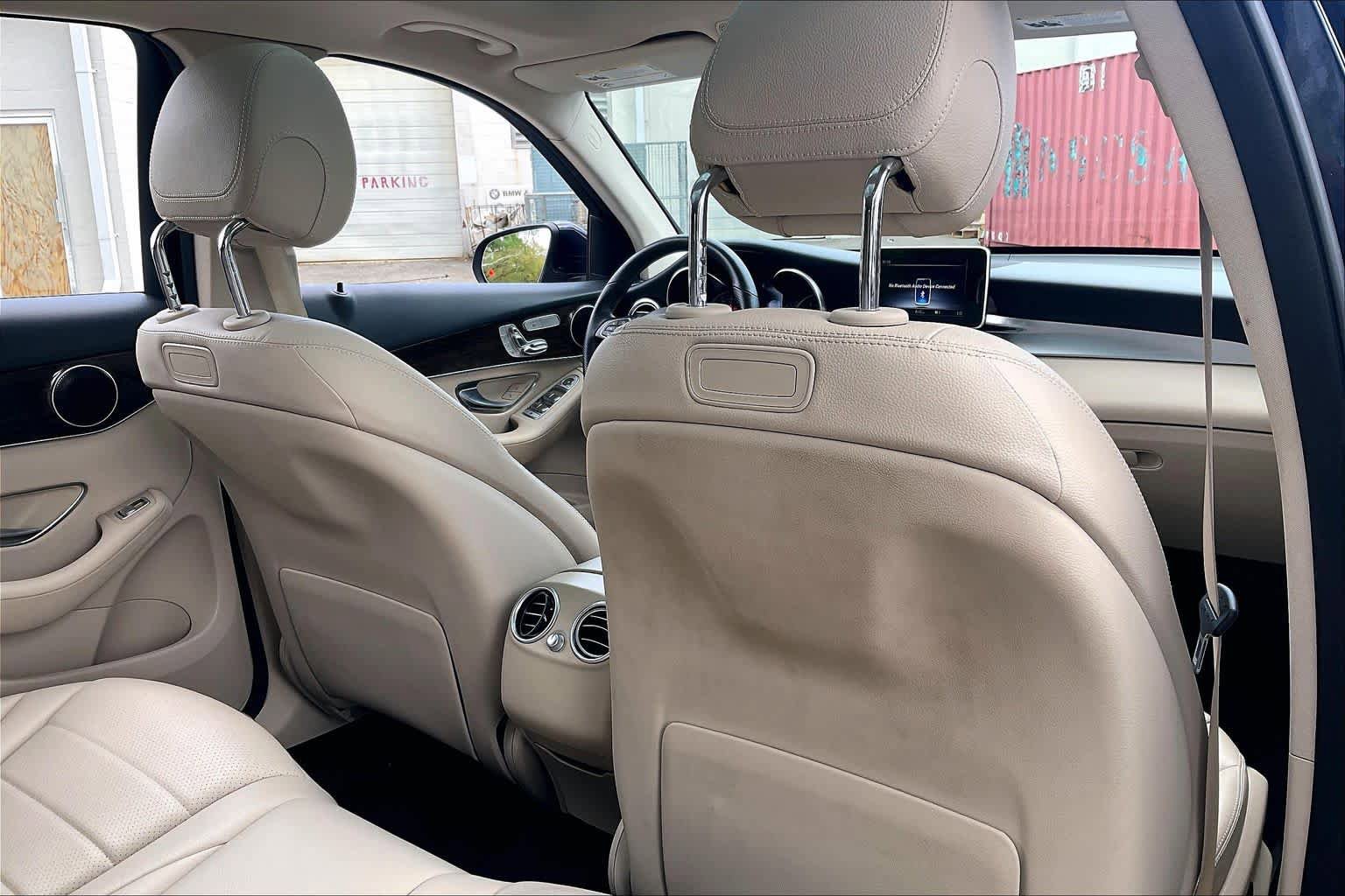 Used 2019 Mercedes-Benz GLC 300 4MATIC image 19