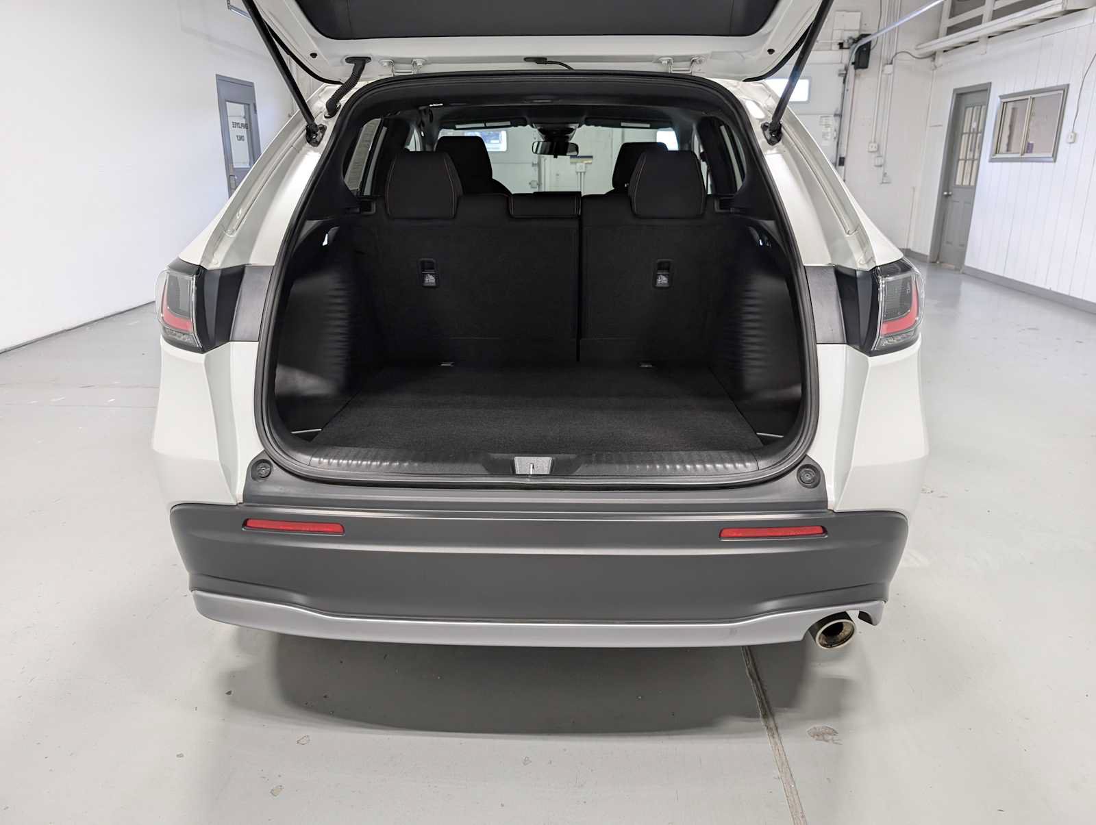 Certified 2024 Honda HR-V Sport image 36