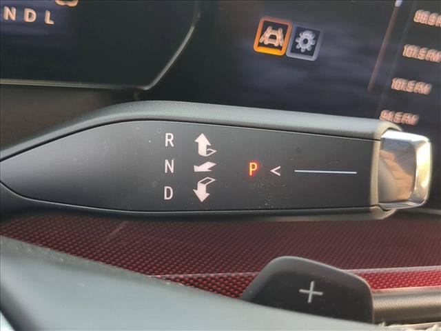 Used 2025 Chevrolet Traverse Z71 AWD/4WD image 12