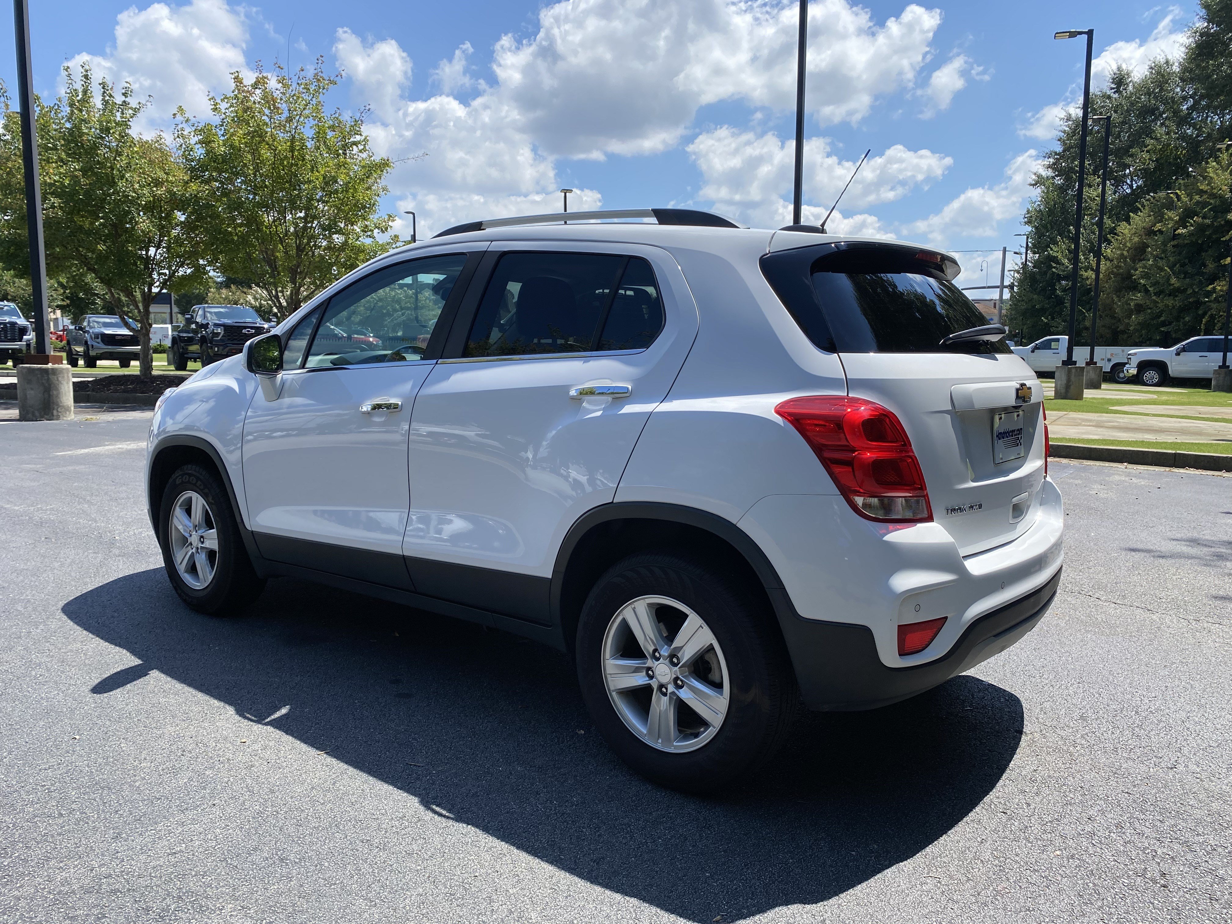 Used 2020 Chevrolet Trax LT w/ Driver Confidence Package AWD/4WD image 7