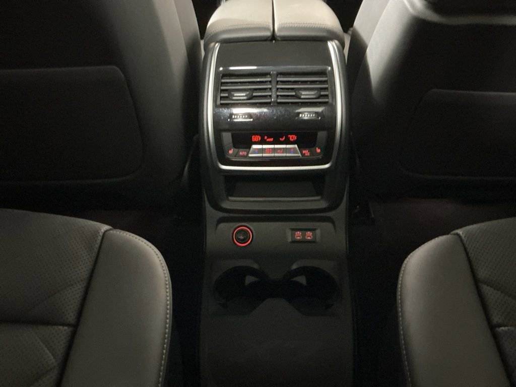 Certified 2023 BMW X7 xDrive40i w/ Premium Package image 28