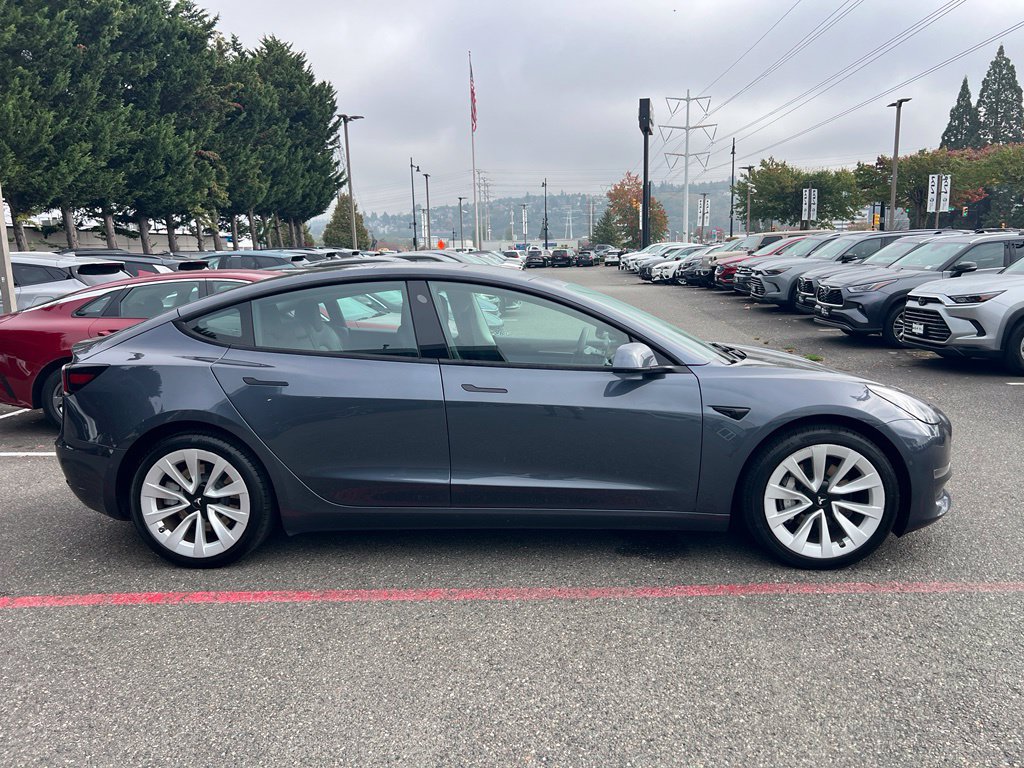 Used 2022 Tesla Model 3 Long Range AWD/4WD image 8