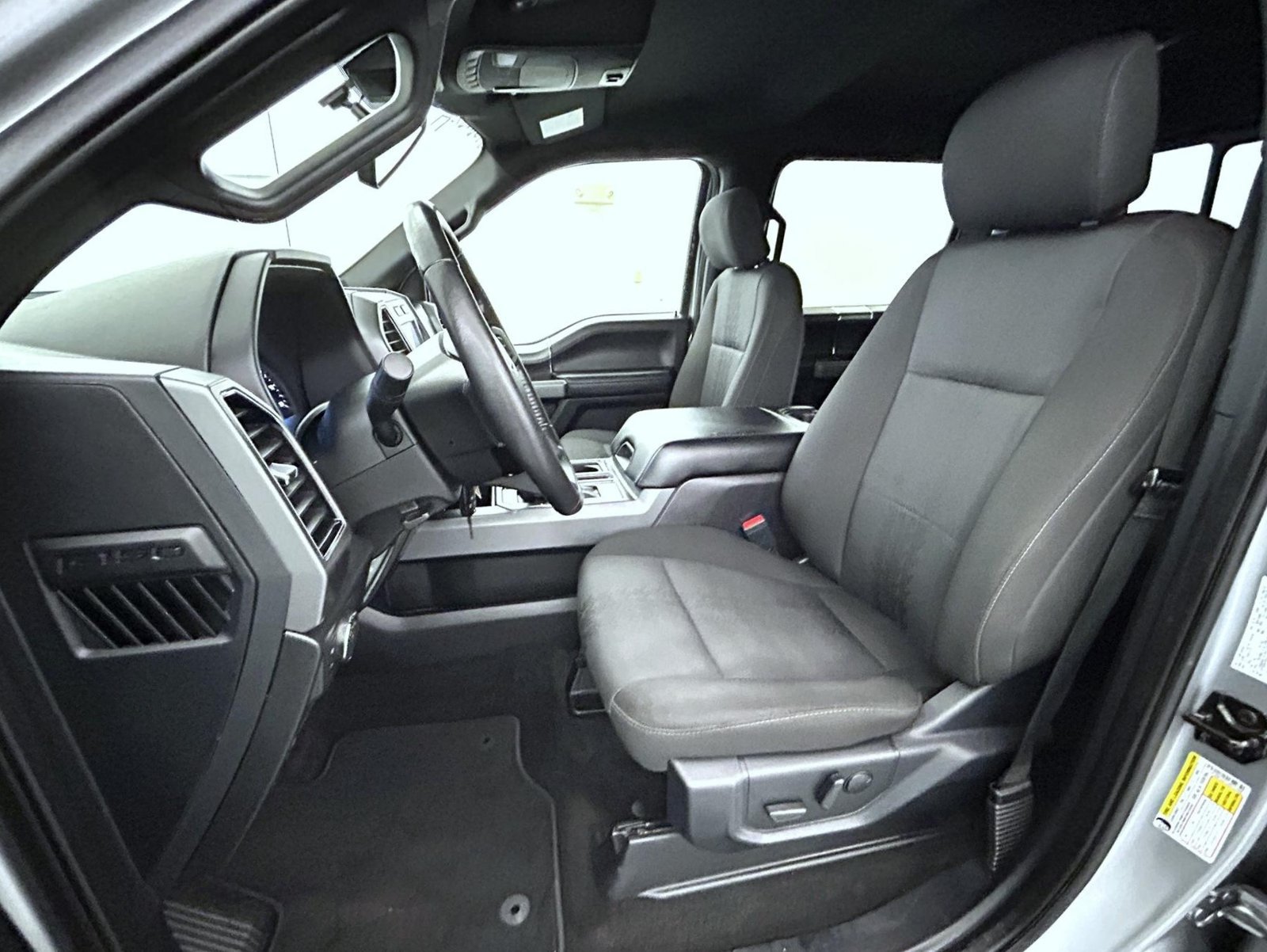 Used 2020 Ford F150 XLT w/ Equipment Group 302A Luxury AWD/4WD image 10