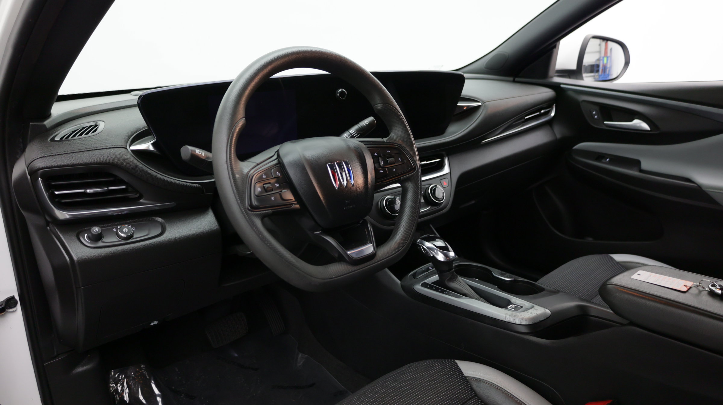 Used 2024 Buick Envista Preferred FWD image 12