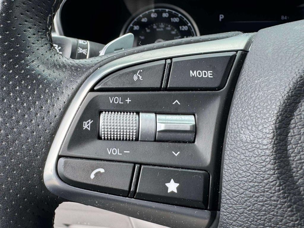 Certified 2023 Genesis G70 3.3T AWD/4WD image 21