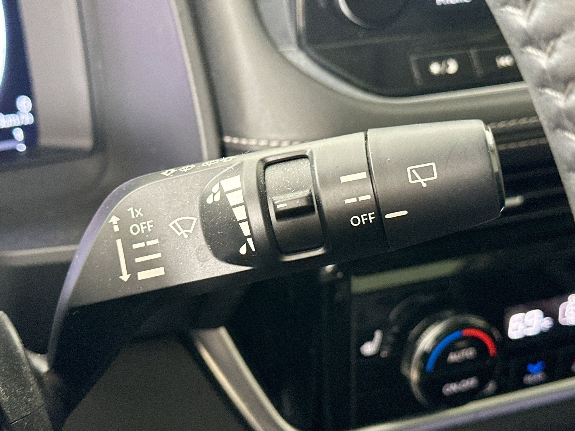Used 2021 Nissan Rogue Platinum AWD/4WD image 21