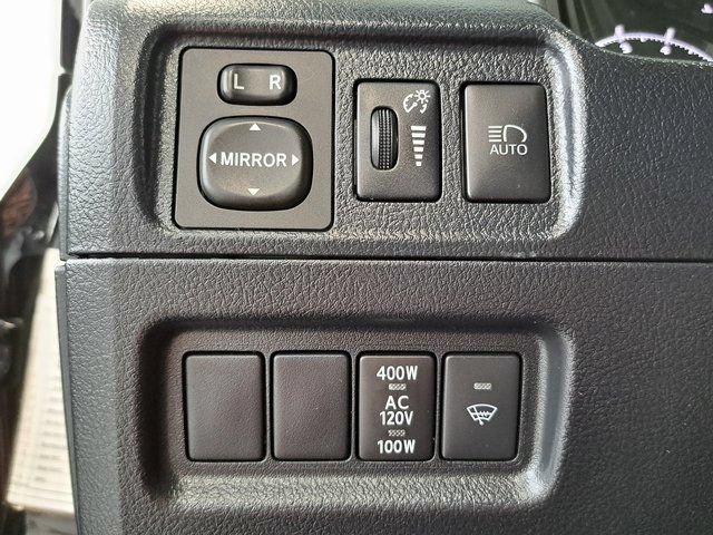 Used 2024 Toyota 4Runner SR5 AWD/4WD image 13