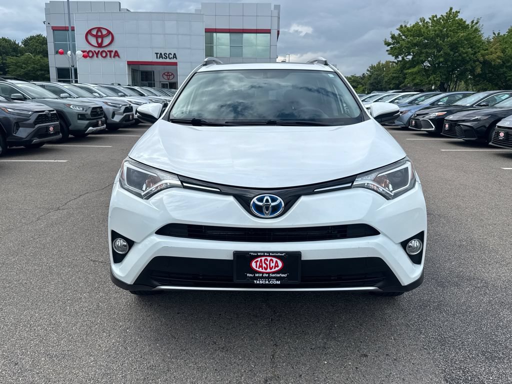Used 2016 Toyota RAV4 XLE AWD/4WD image 2