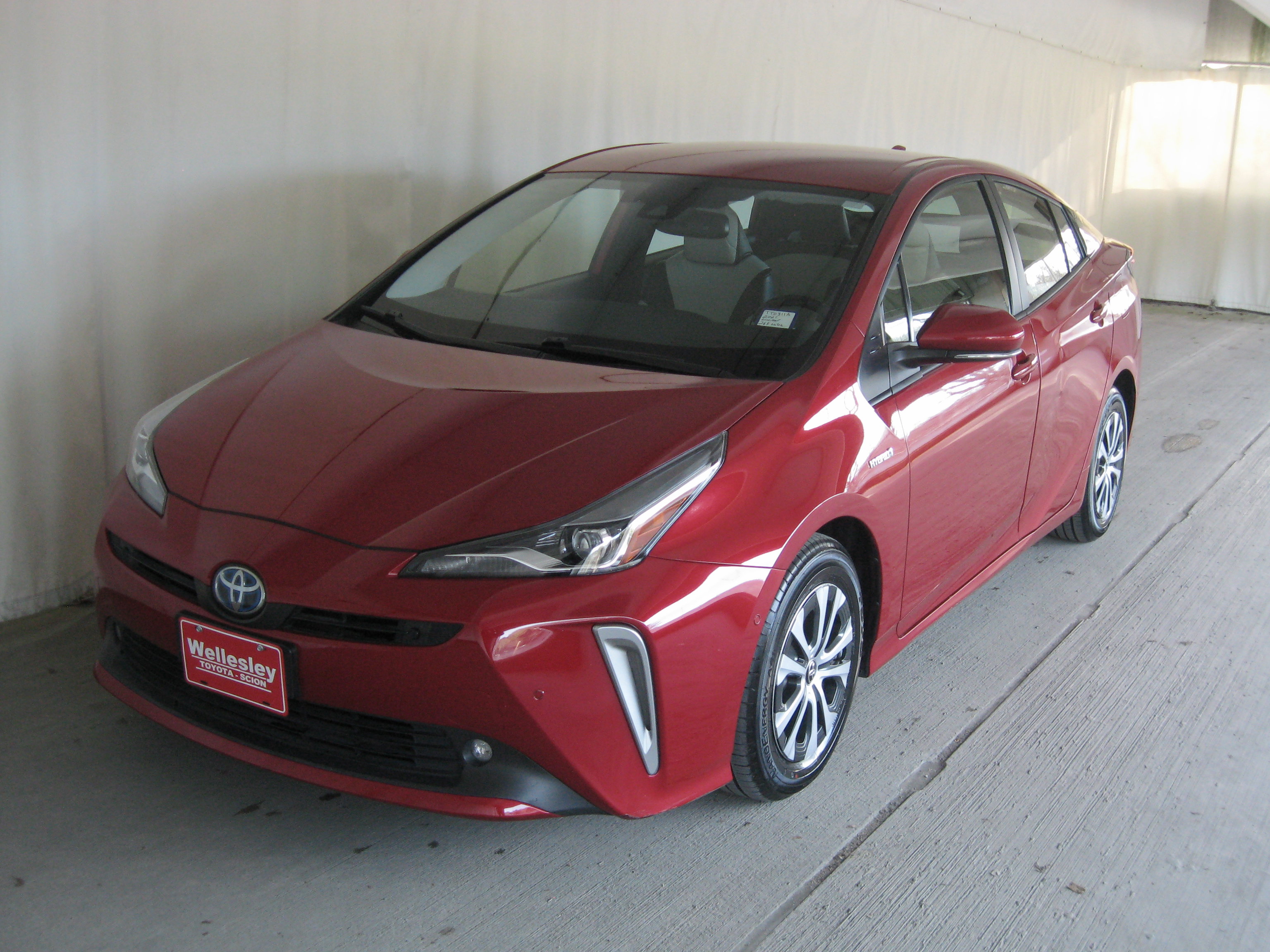 Used 2021 Toyota Prius XLE w/ Advanced Technology Package image 20