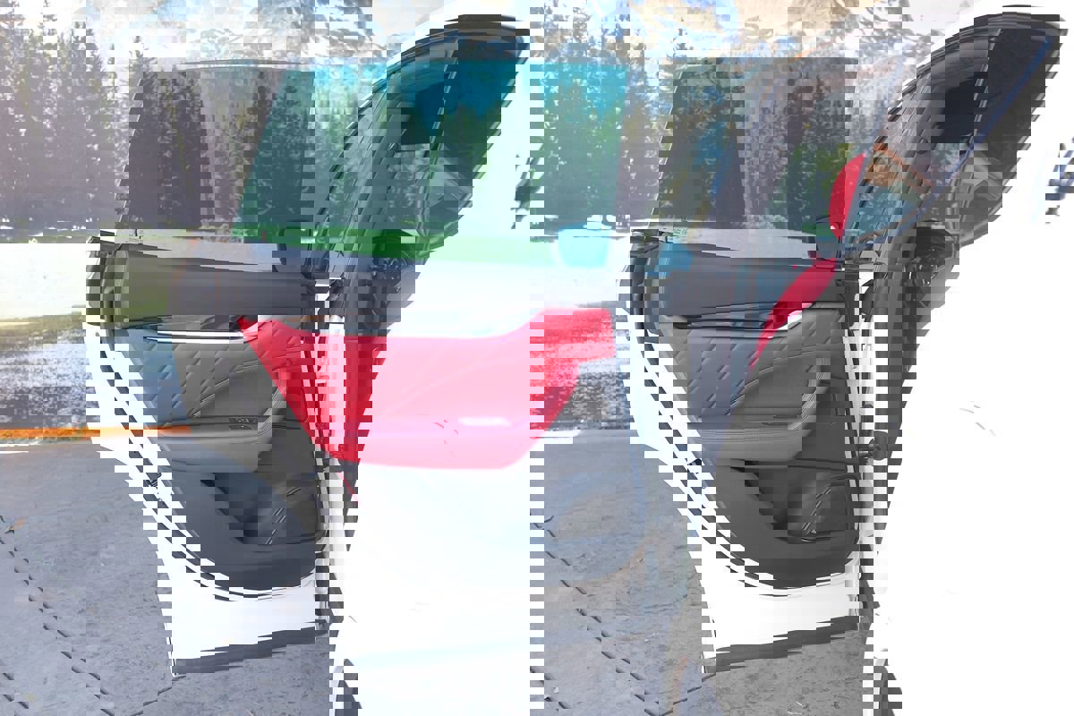 Used 2022 Maserati Levante Modena image 42